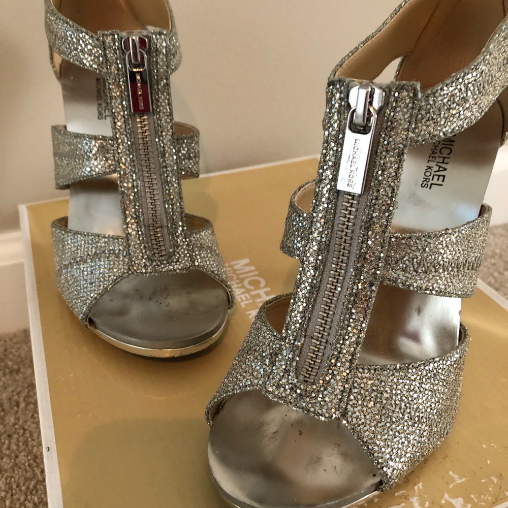 Michael Kors Berkeley T-strap glitter heels Sz 6